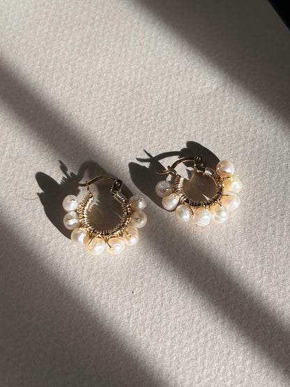 Bonhomía mini pearl earrings